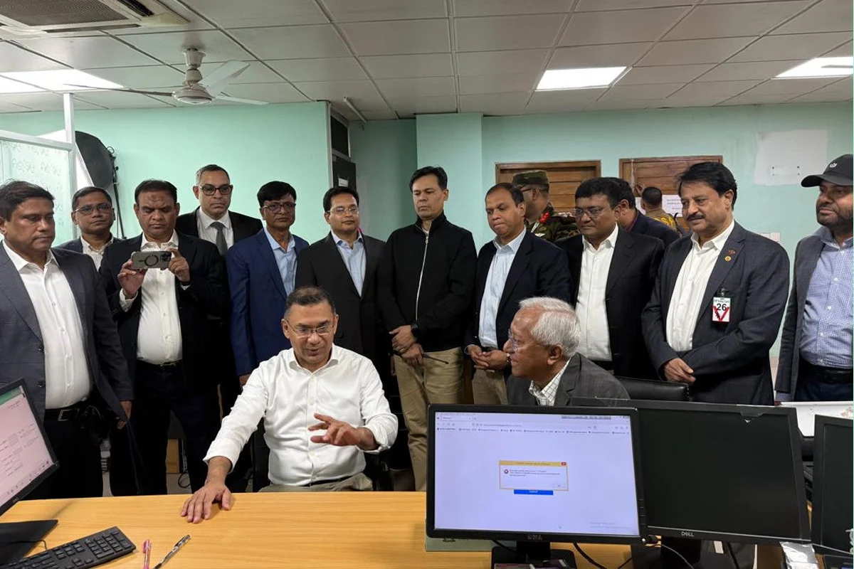 ভোটার হওয়ার আনুষ্ঠানিকতা সারলেন তারেক রহমান